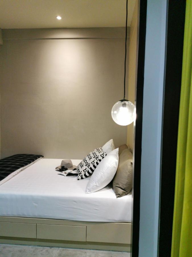 Chomm House Bed and Breakfast Bangkok Exteriör bild