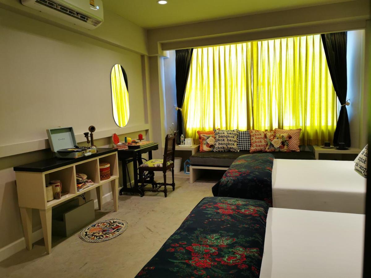 Chomm House Bed and Breakfast Bangkok Exteriör bild