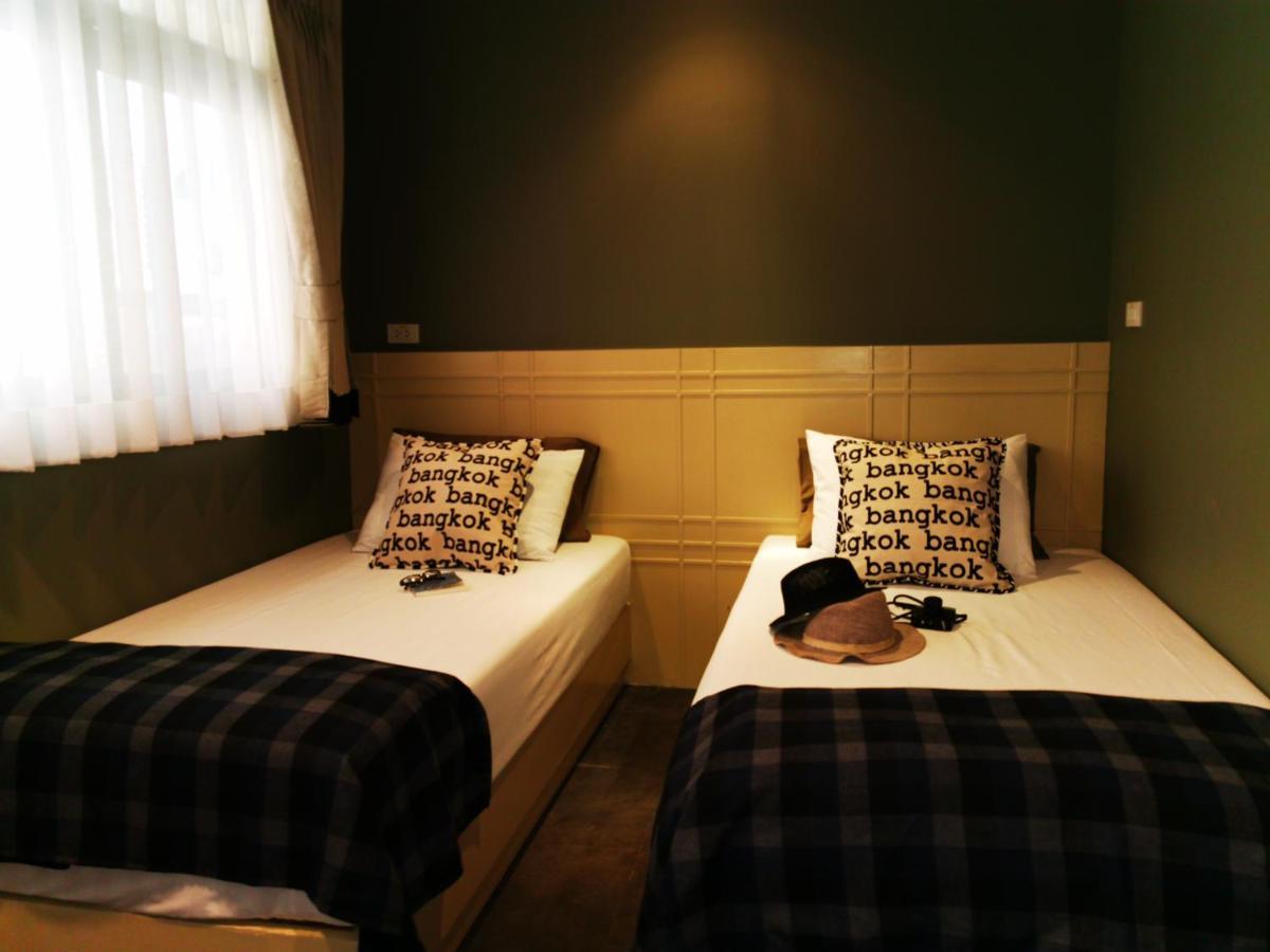 Chomm House Bed and Breakfast Bangkok Exteriör bild