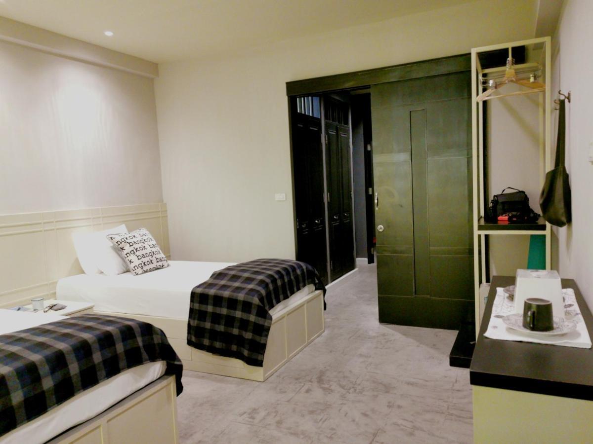 Chomm House Bed and Breakfast Bangkok Exteriör bild