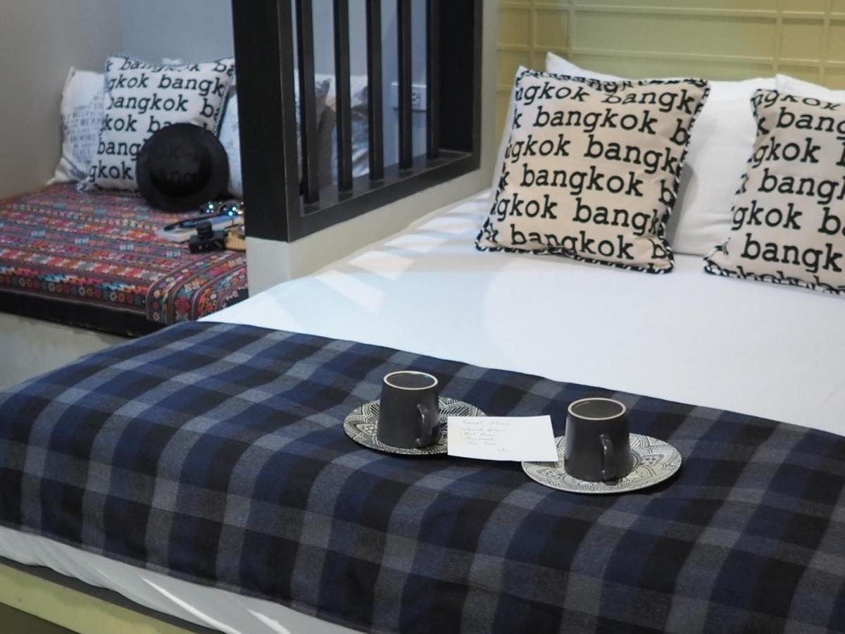 Chomm House Bed and Breakfast Bangkok Exteriör bild