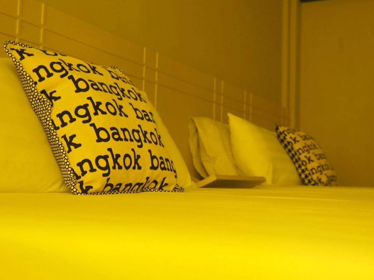Chomm House Bed and Breakfast Bangkok Exteriör bild